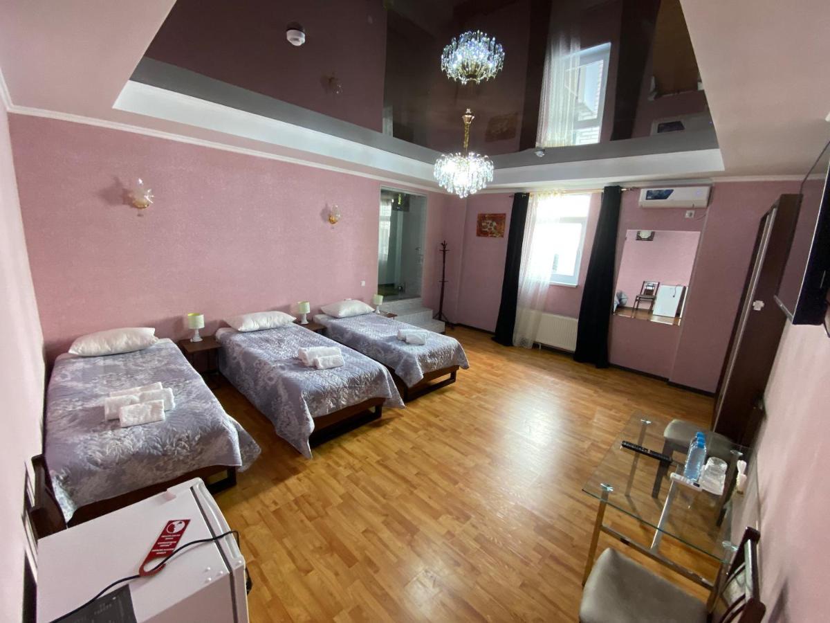 Hotel Uzbegim Urgentj Eksteriør billede