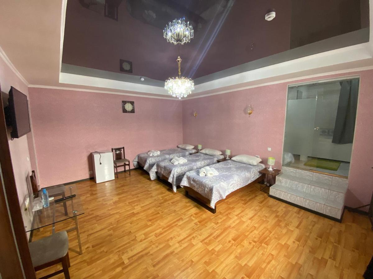 Hotel Uzbegim Urgentj Eksteriør billede
